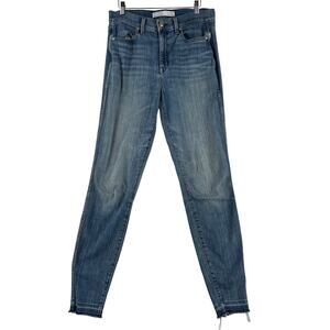 AYR Women's Skinny Jeans in Medium Blue Wash